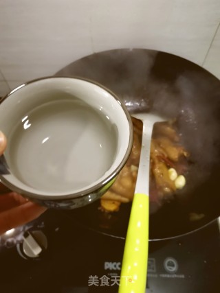 香辣鸡爪的做法步骤：10