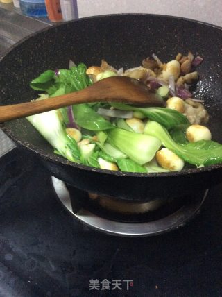 五花肉与虎皮蛋的搭配做法的做法步骤：5