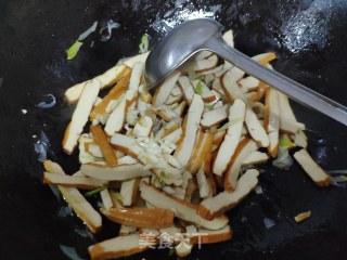 炒豆干的做法步骤：5
