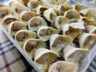 猪肉鲜虾馄饨的做法步骤：12