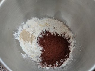 浓情巧克力吐司的做法步骤：2