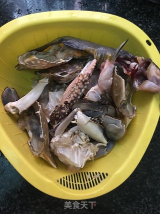 爆炒梭子蟹的做法步骤：1