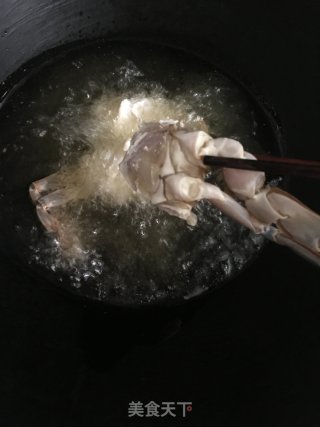 爆炒梭子蟹的做法步骤：3