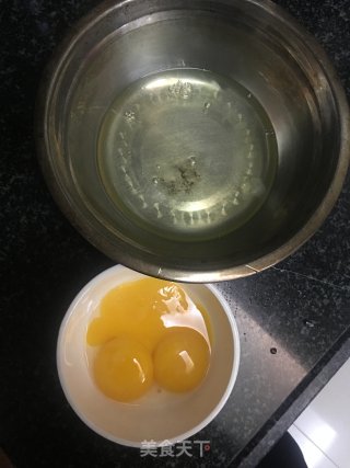 蛋黄溶豆的做法步骤：1