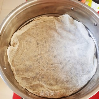 生绿豆芽的做法步骤：2