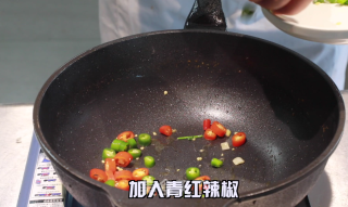 麻辣干锅虾的做法步骤：7