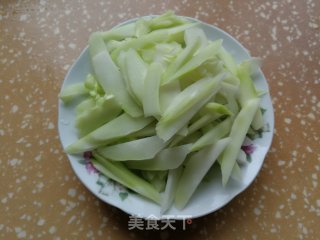 芥菜心炒肉片的做法步骤：2