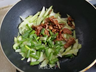 芥菜心炒肉片的做法步骤：6