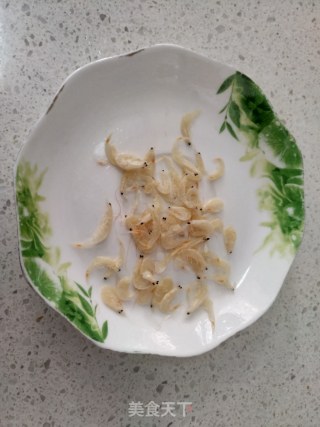 虾皮紫菜汤的做法步骤：3
