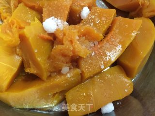 南瓜荷叶饼的做法步骤：1