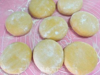 南瓜荷叶饼的做法步骤：6