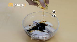 蜜汁烤鸡翅的做法步骤：2
