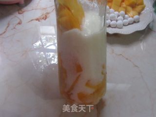 芒果圆子甜汤的做法步骤：2