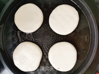 豆沙糯米饼的做法步骤：7