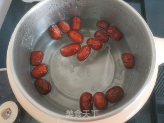 红枣雪梨苹果汤的做法步骤：4