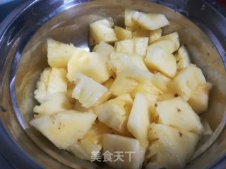菠萝咕咾肉的做法步骤：1