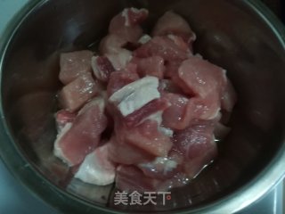 菠萝咕咾肉的做法步骤：2