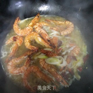 油焖黑虎虾的做法步骤：9