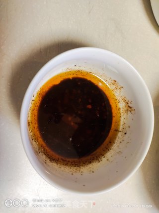 菠菜酸辣土豆粉的做法步骤：2
