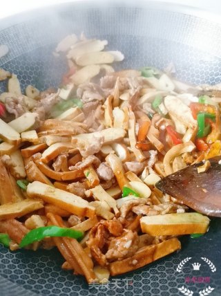 小炒豆干的做法步骤：6