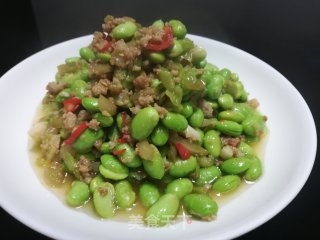 毛豆炒肉末的做法步骤：1