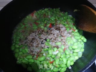 毛豆炒肉末的做法步骤：9