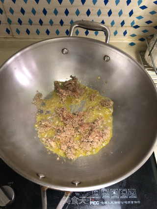 牛肉韭黄炒笋丝的做法步骤：4