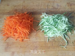 麻酱酸辣面的做法步骤：1