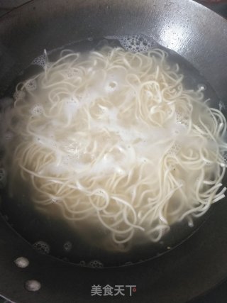 麻酱酸辣面的做法步骤：10