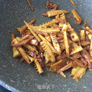 腊兔肉炒笋尖的做法步骤：20