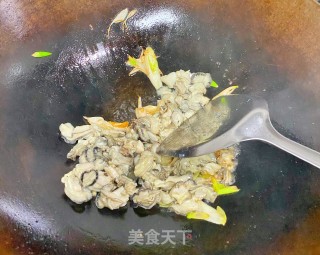 生蚝炒蛋的做法步骤：6