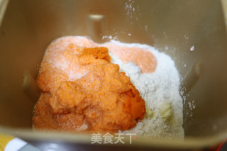9个月以上辅食胡萝卜肉松吐司的做法步骤：3