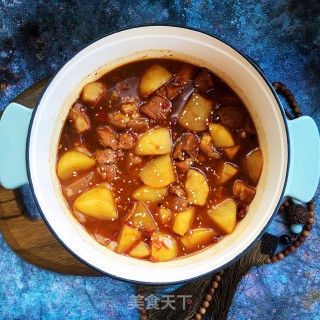 剁椒烧肉炖土豆的做法步骤：12