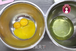 芋泥戚风蛋糕卷的做法步骤：2