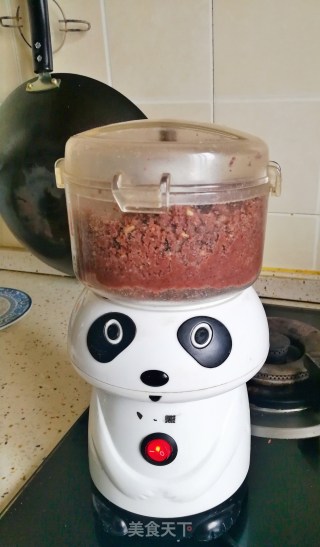 蛋黄酥的做法步骤：2