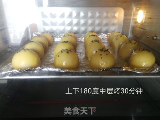 蛋黄酥的做法步骤：20