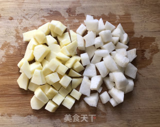 苹果梨子汤的做法步骤：3