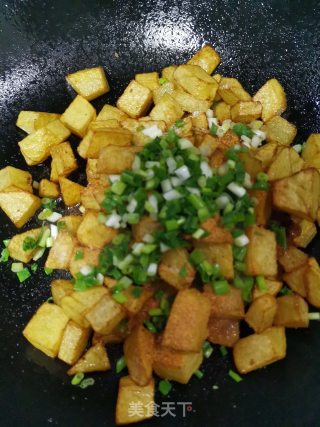 香辣土豆的做法步骤：4