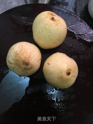 蜜梨无花果煲水的做法步骤：1