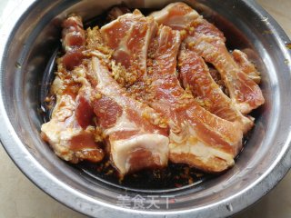 蒜香酱排骨的做法步骤：4
