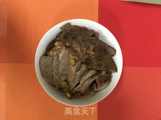 西红柿牛肉粉丝汤的做法步骤：4