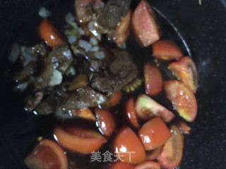 西红柿牛肉粉丝汤的做法步骤：7