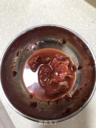 牛肉滑肉生菜汤的做法步骤：3