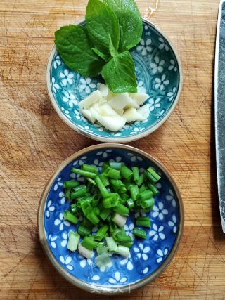 肉末炒土豆丁的做法步骤：3