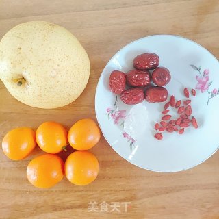金桔雪梨羹的做法步骤：1
