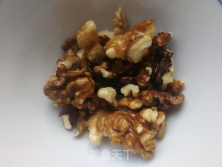 山药核桃红枣燕麦花生米浆的做法步骤：2
