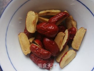 山药核桃红枣燕麦花生米浆的做法步骤：3