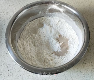 紫薯千层饼的做法步骤：3
