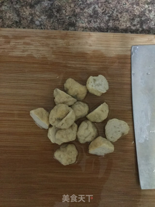 娃娃菜鱼丸汤的做法步骤：2