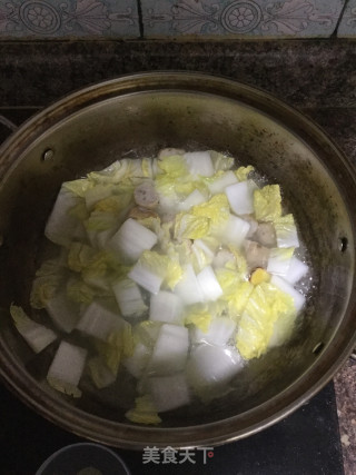 娃娃菜鱼丸汤的做法步骤：4